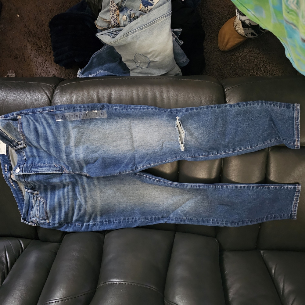 American Eagle Blue Distressed Jeans